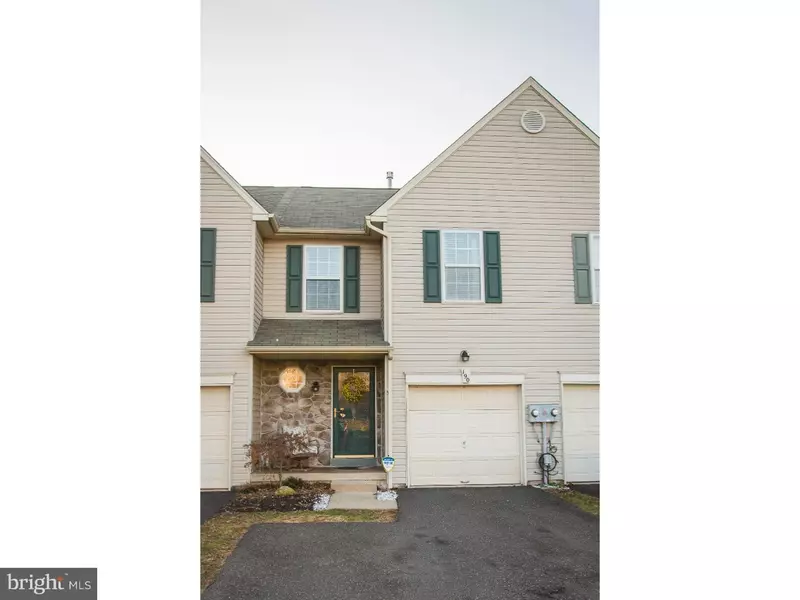 190 STRAWBERRY LN, Perkasie, PA 18944