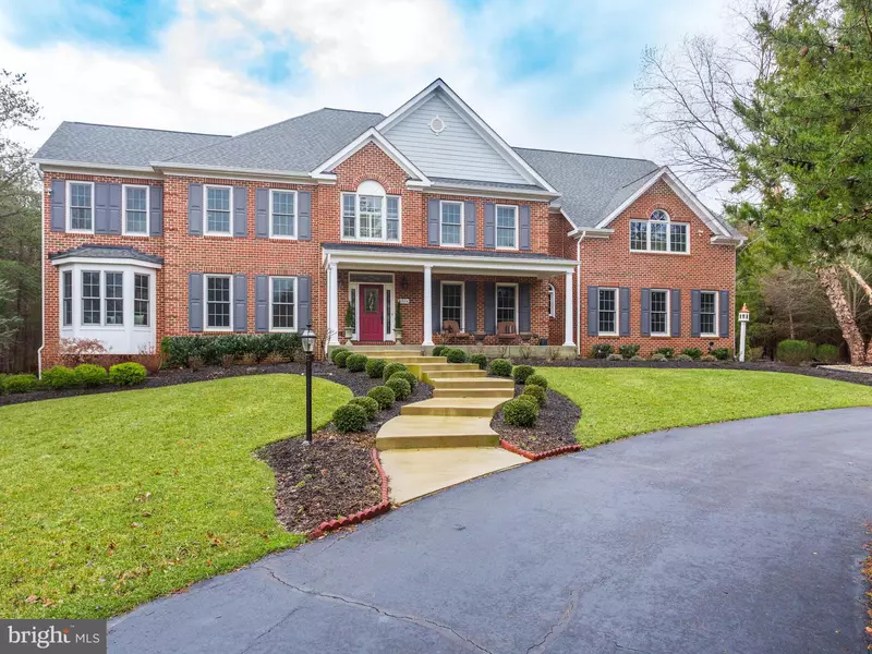 6304 HUNT CHASE CT, Centreville, VA 20120