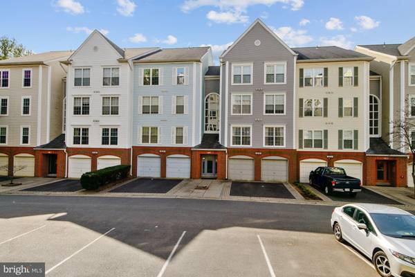 263 PICKETT ST S #201, Alexandria, VA 22304