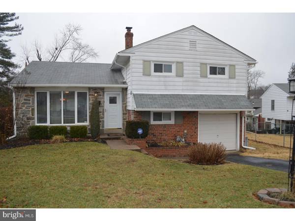 1605 ROSE GLEN RD, Havertown, PA 19083