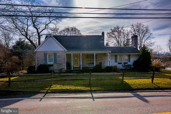 1140 PETERS MOUNTAIN RD, Dauphin, PA 17018