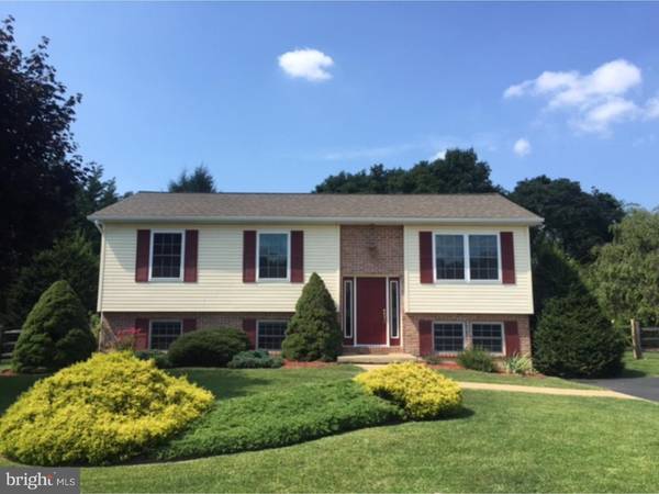 803 6TH AVE, Parkesburg, PA 19365