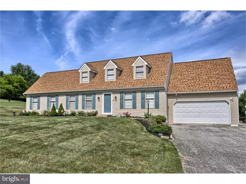 497 HILLDALE RD, Holtwood, PA 17532