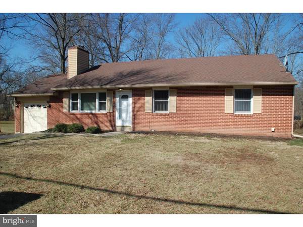 2382 LENHART RD, Colmar, PA 18915