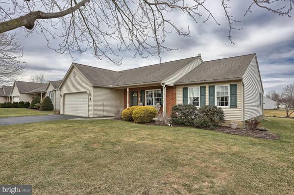 16 THORNDALE DR, Myerstown, PA 17067