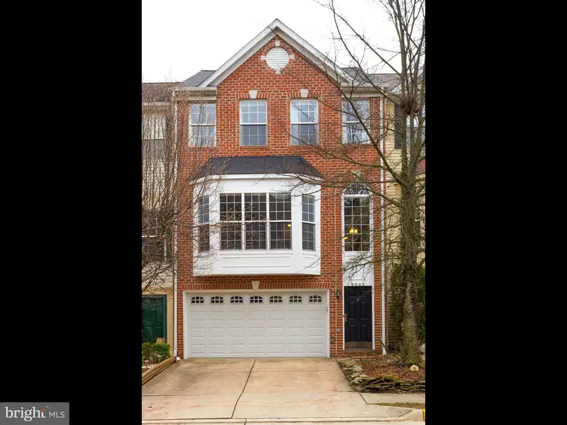 6649 PATENT PARISH LN, Alexandria, VA 22315