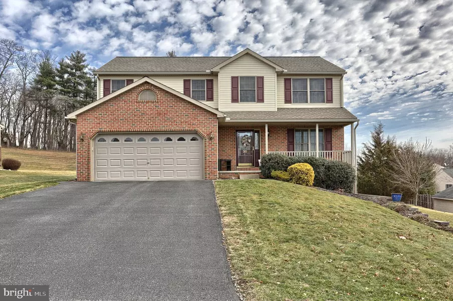 35 LADYBUG LN, Myerstown, PA 17067