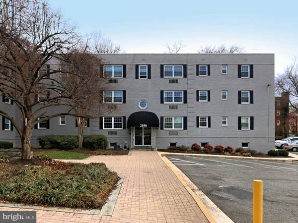 Arlington, VA 22207,2030 VERMONT ST #304