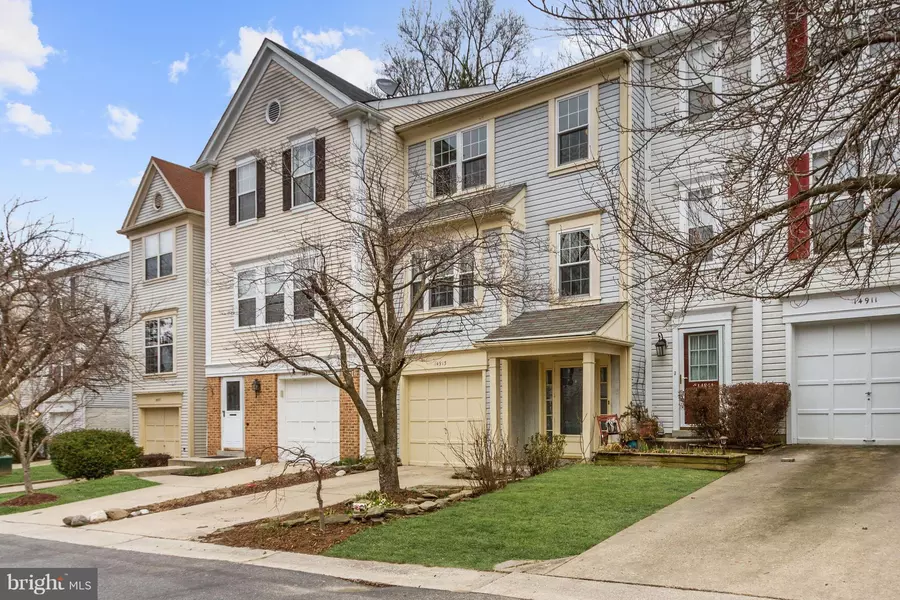 14913 CARRIAGE SQUARE DR, Silver Spring, MD 20906