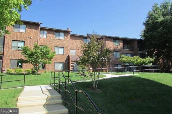 15311 PINE ORCHARD DR #87-2D, Silver Spring, MD 20906