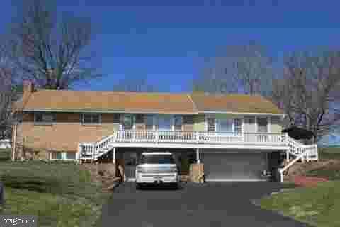 Gap, PA 17527,5269 DENLINGER RD