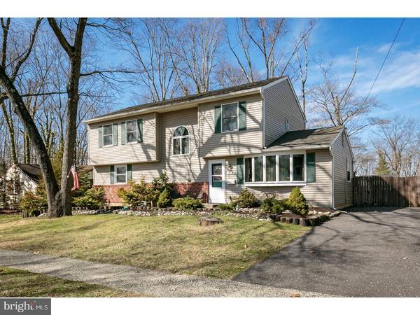 218 WEDGEWOOD DR, Turnersville, NJ 08012