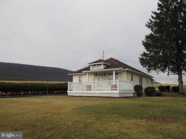 298 N GOOD SPRING RD, Hegins, PA 17938