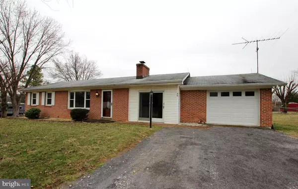 48 APEX CIR, Ranson, WV 25438