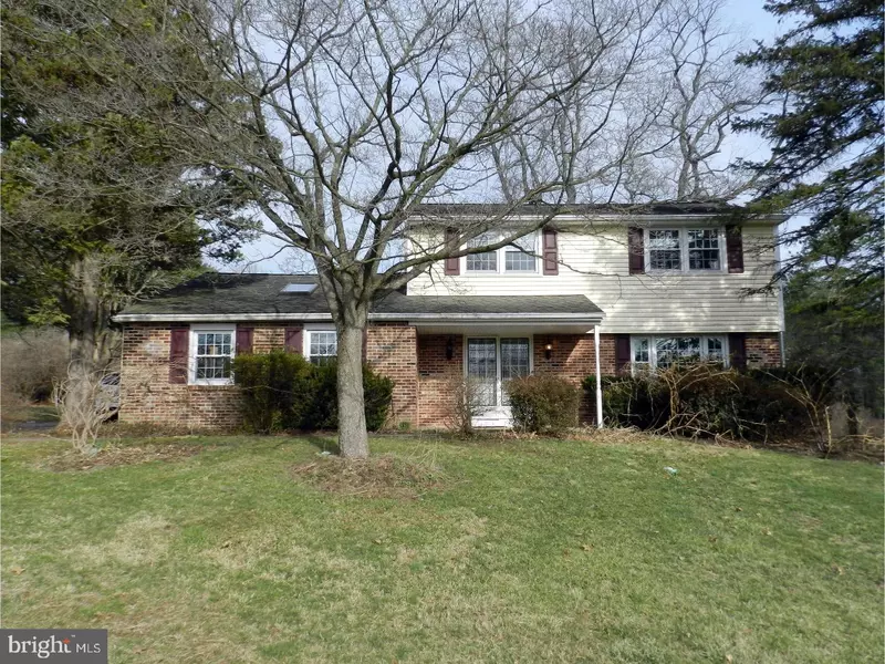 2064 DUTTON MILL RD, Newtown Square, PA 19073