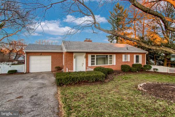 367 HILLSIDE LN, York, PA 17403