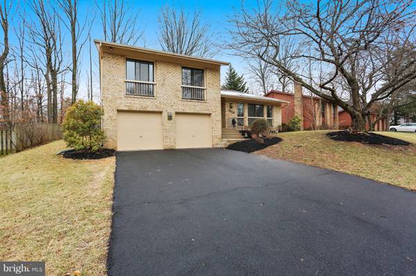 2519 OAKENSHIELD DR, Rockville, MD 20854