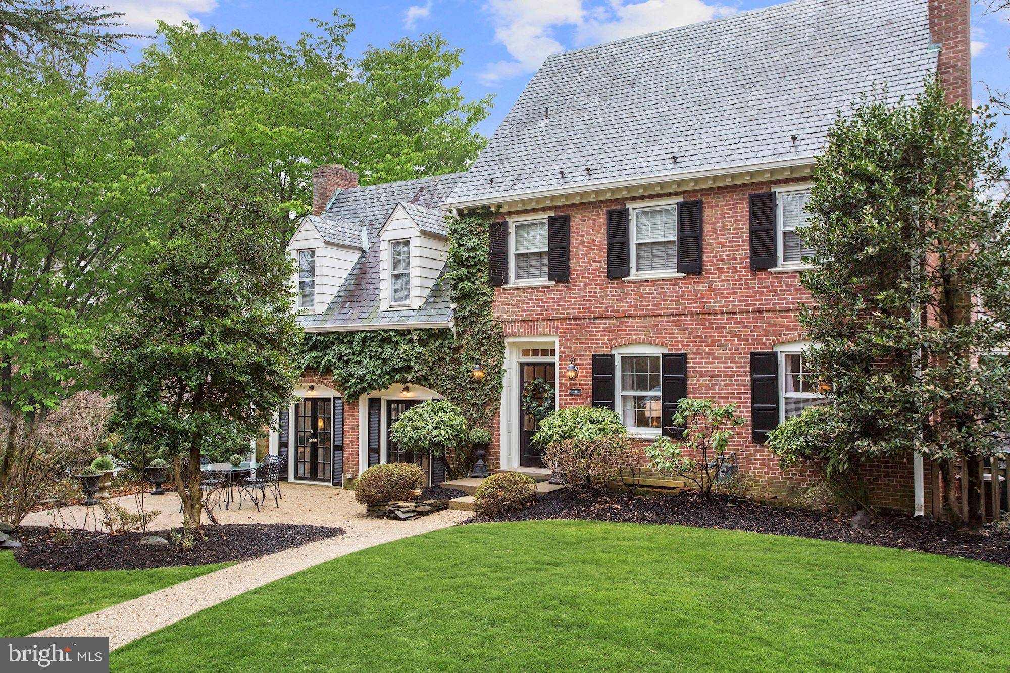 Chevy Chase, MD 20815,106 KIRKE ST E