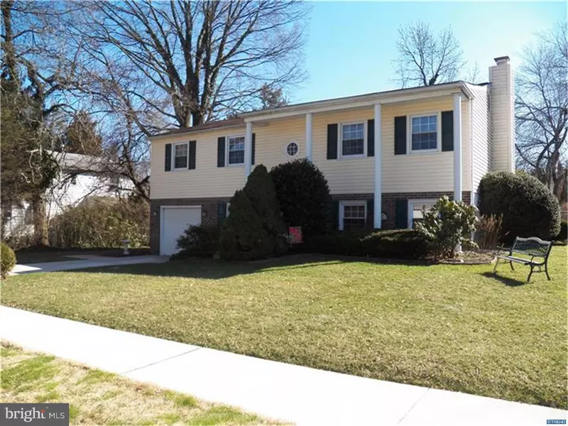 12 DONNA DR, Newark, DE 19713