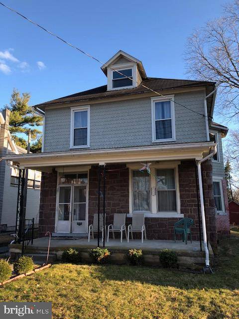 448 E MAPLE ST, Annville, PA 17003