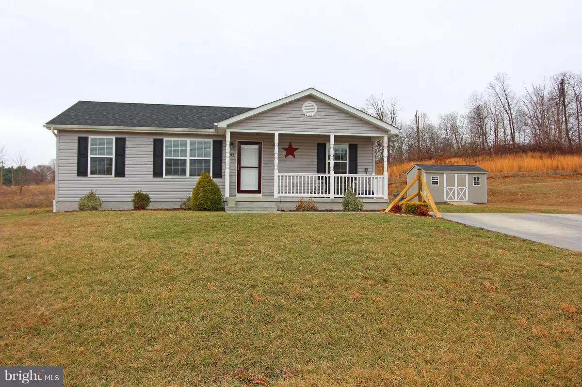 Maurertown, VA 22644,185 FEHR LN