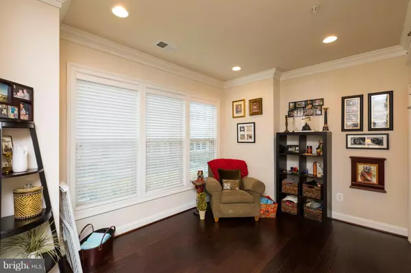 National Harbor, MD 20745,619 SPRINTSAIL WAY #73