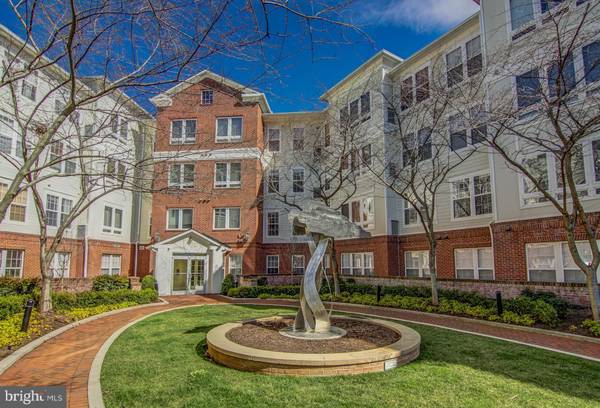 801 GREENBRIER ST S #406, Arlington, VA 22204