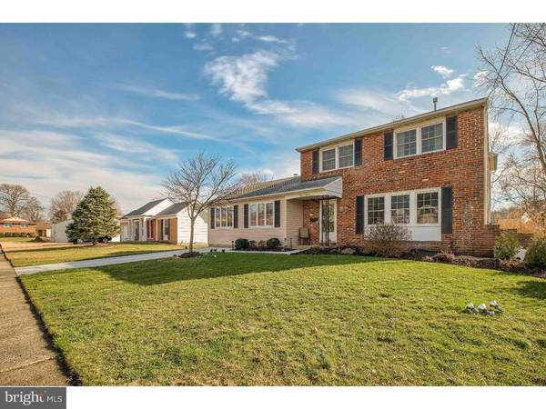 315 HOMESTEAD CT, Mount Laurel, NJ 08054