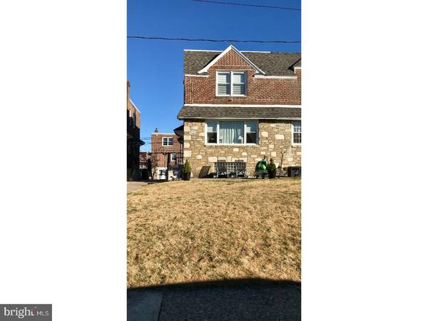 8139 FARNSWORTH ST, Philadelphia, PA 19152