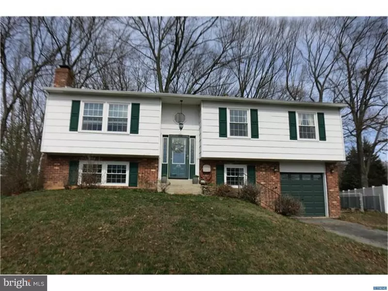 9 CEDAR CT, Newark, DE 19702