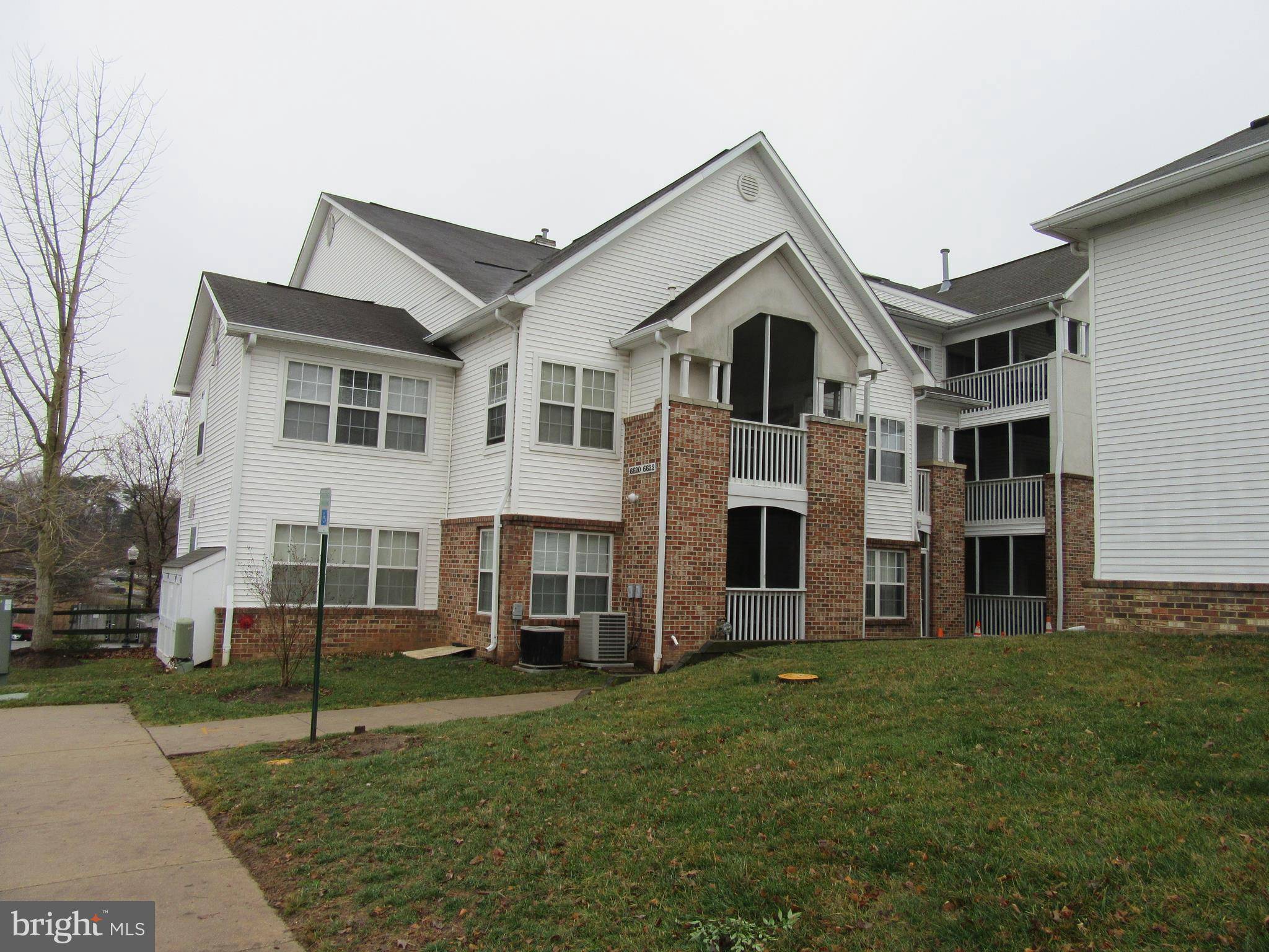 6620 LAKE PARK DR #2F, Greenbelt, MD 20770