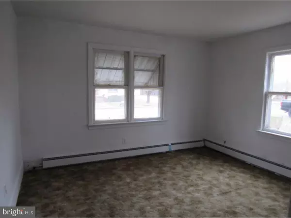 Gibbstown, NJ 08027,26 N ORCHARD ST