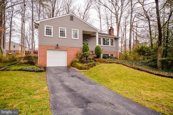 Annandale, VA 22003,4825 CANDACE LN