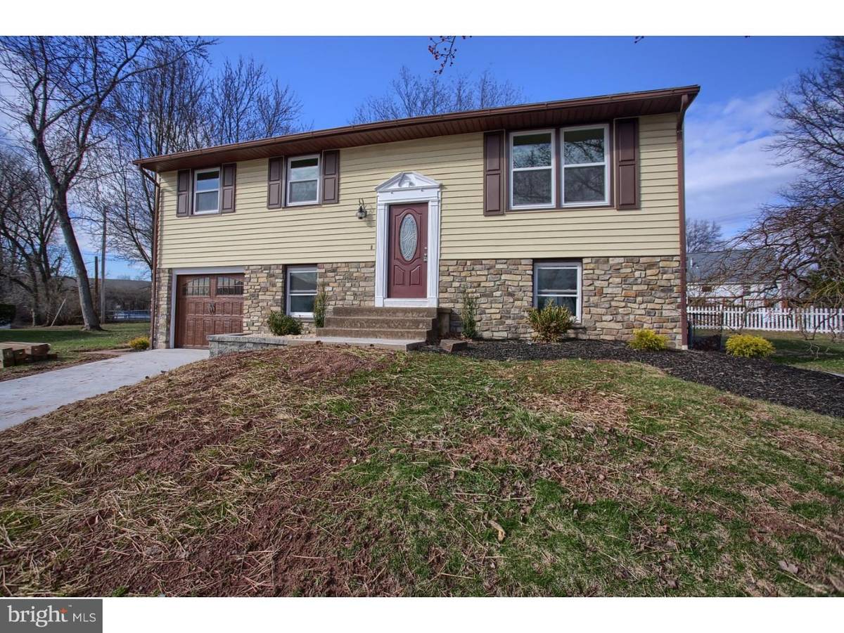 Douglassville, PA 19518,7 MAPLEWOOD CT