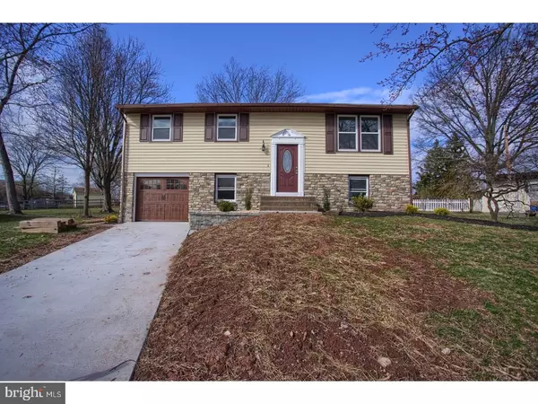 Douglassville, PA 19518,7 MAPLEWOOD CT