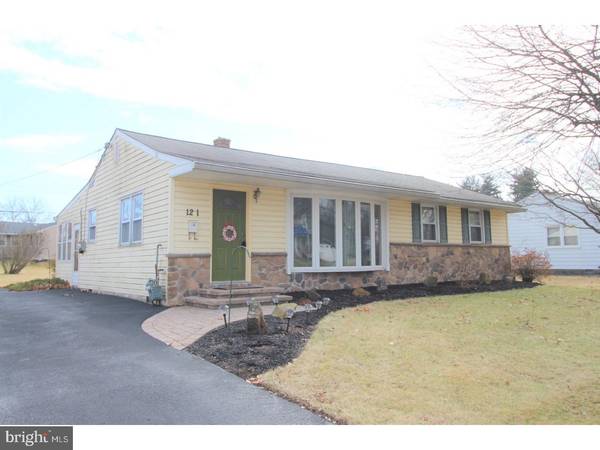 Warminster, PA 18974,121 WOODLAND DR