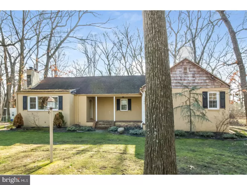 105 MOUNT LAUREL RD, Hainesport, NJ 08036