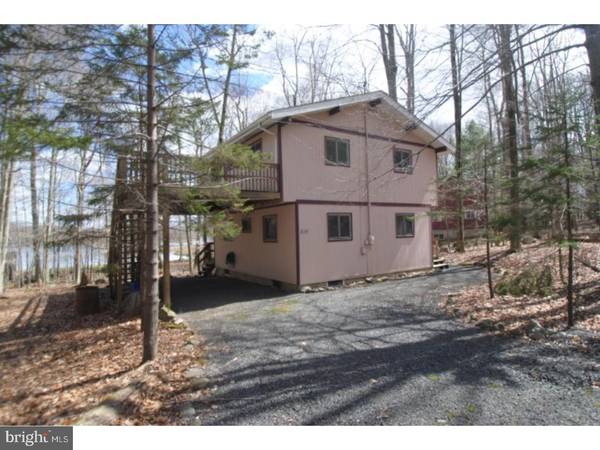 210 SELIG RD, Pocono Lake, PA 18347