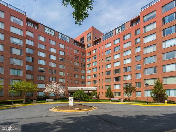 1111 ARLINGTON BLVD #920, Arlington, VA 22209