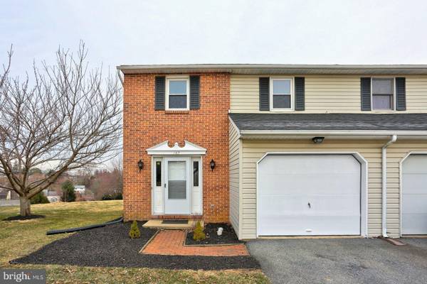 147 LINDA TER, Ephrata, PA 17522