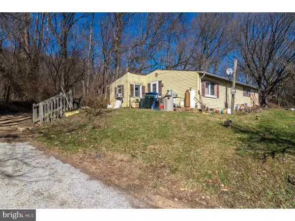 77 SENECA AVE, Coatesville, PA 19320