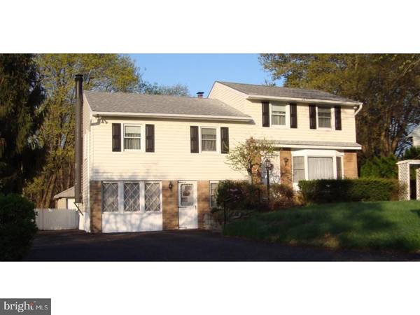 2226 W HELMS MNR, Upper Chichester, PA 19061