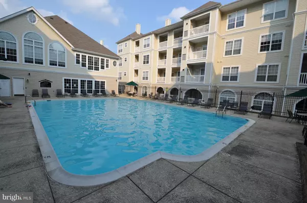 Alexandria, VA 22311,4550 STRUTFIELD LN #2107