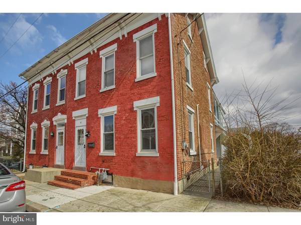 41 N RICHMOND ST, Fleetwood, PA 19522