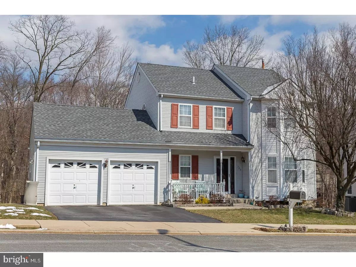 Aston, PA 19014,722 SPRINGTON CIR