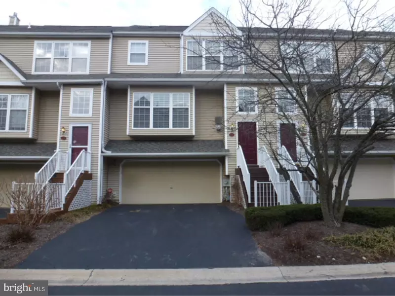 428 LAKE GEORGE CIR, West Chester, PA 19382