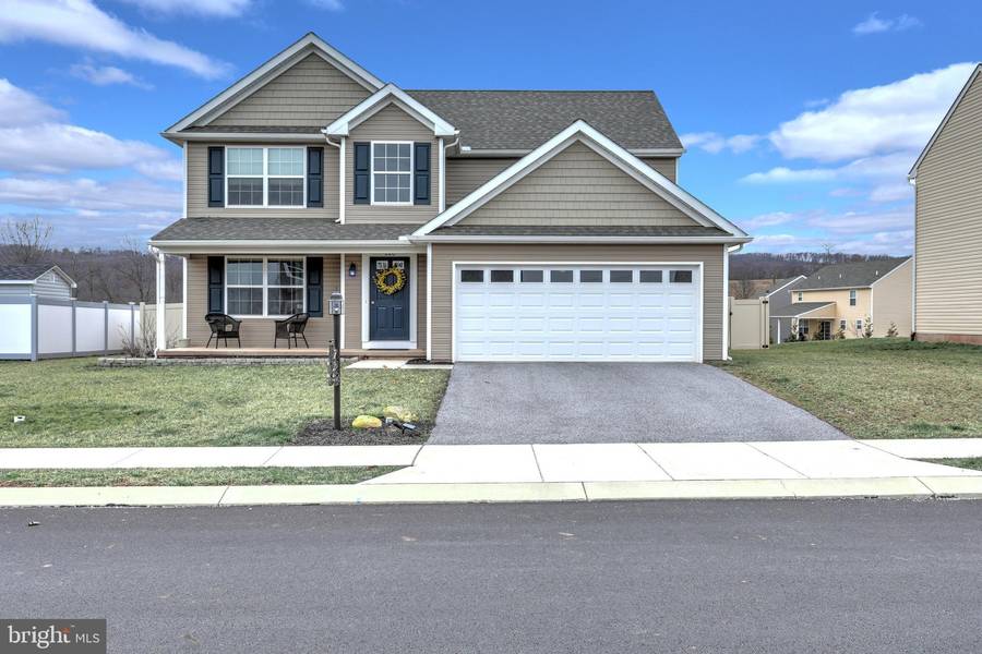 220 ANDREW DR, York, PA 17404