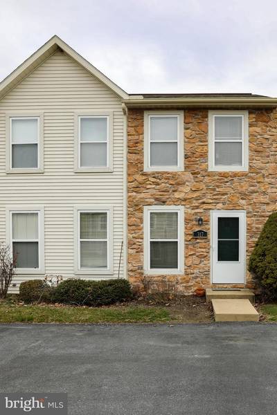 317 OAKRIDGE DR, Mountville, PA 17554