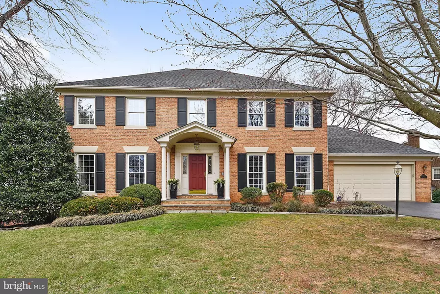 1325 TIMBERLY LN, Mclean, VA 22102