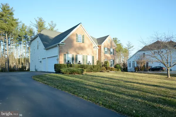 Ashburn, VA 20148,22037 CRESTED QUAIL DR